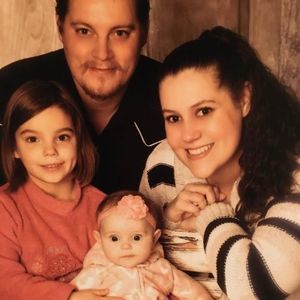 Meet your Posher, Dennis